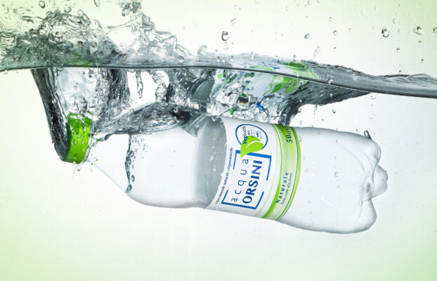 La Linea VegBottle: quando la plastica diventa una risorsa (R-PET)